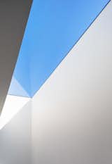 Detail of the seamless skylight.