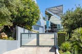 Malibu Glass House by Edward Niles Architects sold by Coldwell Banker Residential Brokerage for $4,200,000.   Photo 7 of 8 in 21757 Castlewood Dr by Miguel Covarrubias