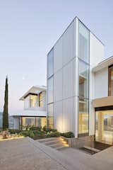 Top 4 Homes of the Week With Impressive Modern Exteriors - Photo 3 of 4 - 