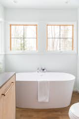 Master bath soaking tub