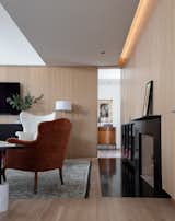  Photo 6 of 17 in Wethersfield Townhouse by Cuppett Kilpatrick Architecture + Interior Design