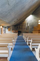 Vällingby is home to one of Le Corbusier's favorite churches. The architect said: "If you are going to see beautiful churches in Europe, there are three you should not miss: Basilica of St. Peter in Rome, Notre Dame in Paris, and Västerort Church in Vällingby."