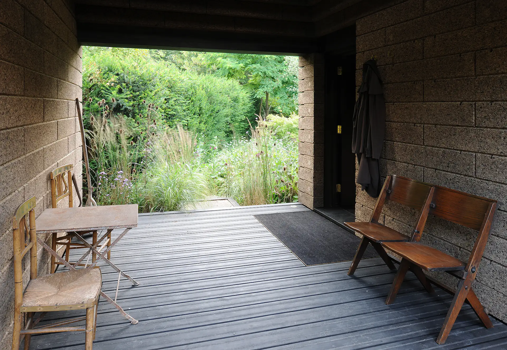 Photo 2 Of 6 In An Award Winning Prefab Cork House Pops Up On The Banks