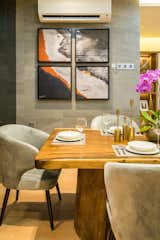 Accent paintings to appreciate while dining.