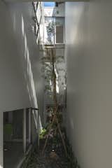 recessed part of front facade, functioned as air trap