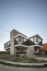 Casa Triángulos by BAC Barrio Arquitectura Ciudad