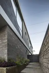 Casa Triángulos by BAC Barrio Arquitectura Ciudad