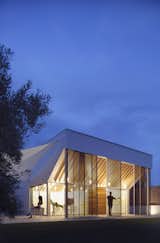  Photo 1 of 28 in Refurbishment for Eduardo, Laura & Enzo by Pablo Muñoz Payá Arquitectos