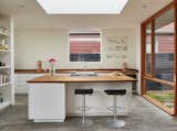 Artist Residence by Heliotrope Architects kitchen