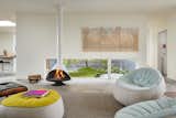 Artist Residence by Heliotrope Architects living room