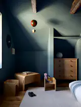 While some parents may have been nervous living in a home of this age with a toddler, McKay and Rothman didn't shy away. <span style="font-family: Theinhardt, -apple-system, BlinkMacSystemFont, "Segoe UI", Roboto, Oxygen-Sans, Ubuntu, Cantarell, "Helvetica Neue", sans-serif;">"When we closed on the house, our daughter was 1, and we knew we had a long road of child-centered life ahead,