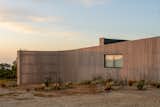 A Chilean Beach Home’s Sinuous Facade Is Designed for High Winds - Photo 6 of 14 - 