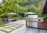 Outdoor kitchen