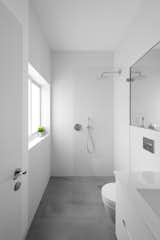 Apartment in Haifa by Michael Peled Architecture Studio white bathroom
