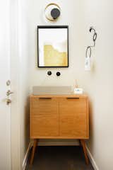Guest Bathroom  Photo 10 of 32 in The Geometric Home by Ronit Eshel