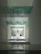 The daylighting patio gives the whole space a three-dimensional and transparent feeling