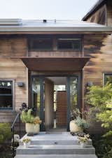 The resawn Western red cedar cladding will age gracefully, blending in with its natural surroundings.