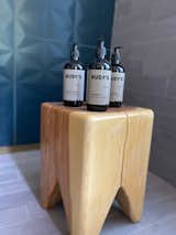 Bath Room, Open Shower, Porcelain Tile Floor, and Ceramic Tile Wall All bathrooms are stocked with Rudy's shampoo, conditioner and body wash.  Photo 15 of 32 in Après Cabin by Justin Calvo