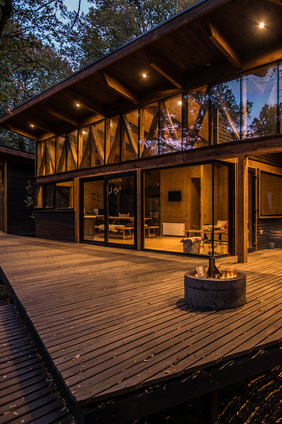 Photo 8 Of 14 In A Remote Chilean Cabin Appears To Float Above The   Original 