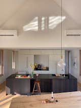 Kitchen of Whitehaus by Romines Architecture