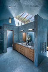 The handmade tiles used to clad the wet areas are by Heath Ceramics. "It was definitely a splurge," says architect Peter Tolkin. "I thought that there would be something very powerful about having these colorful, enclosed volumes. It’s almost like being inside of a ceramic vessel."&nbsp;