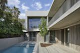 Courtyard and pool of Silver Linings by Rachcoff Vella Architects.