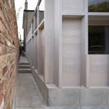 A Victorian Terrace House in London Gets a Bright, Brutalist-Inspired Rear Addition - Photo 11 of 21 - 
