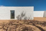 A Striking Holiday Home in Portugal Evokes the Poetry of the Surrounding Landscape - Photo 4 of 26 - 