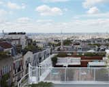 On a Squeezed Lot in Paris, a Family of Six Builds Up and Out - Photo 10 of 24 - 