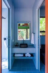 A Prefab Tiny Home Is Pieced Together in a Brazilian Forest - Photo 10 of 17 - 