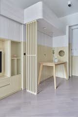 A Tiny Apartment in Hong Kong Uses Adaptable Joinery to Expand the Space - Photo 11 of 18 - 