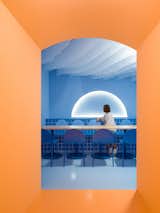 Beachy ’80s Neon Makes for a Mind-Bending Meal at This Bao Restaurant in Spain - Photo 7 of 11 - 