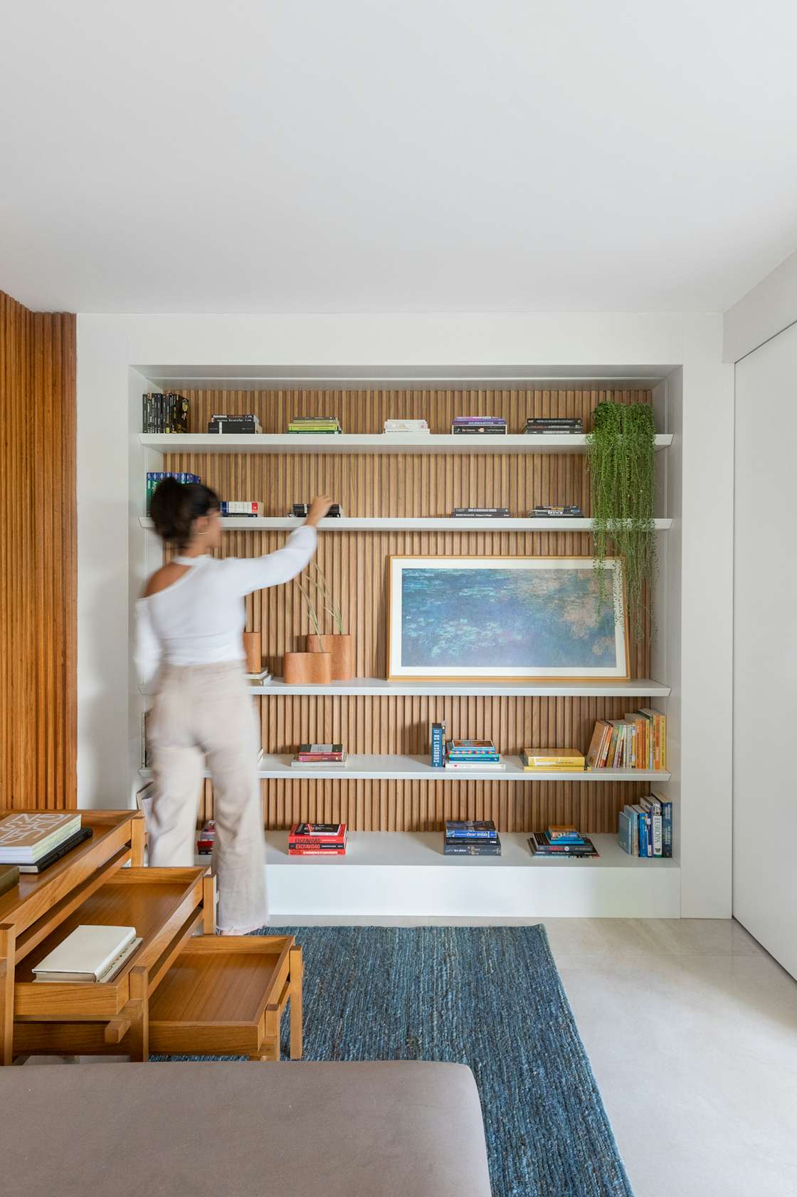 Photo 4 of 13 in Subtle Touches Make for a Seriously Soothing Apartment ...