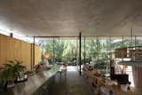 A Swooping Concrete Canopy Crowns a Pavilion-Style Home Near Buenos Aires - Photo 10 of 18 - 