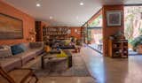 13 Homes in Pinkish Orange Concrete Add a Splash of Color to Mexico City - Photo 10 of 15 - 