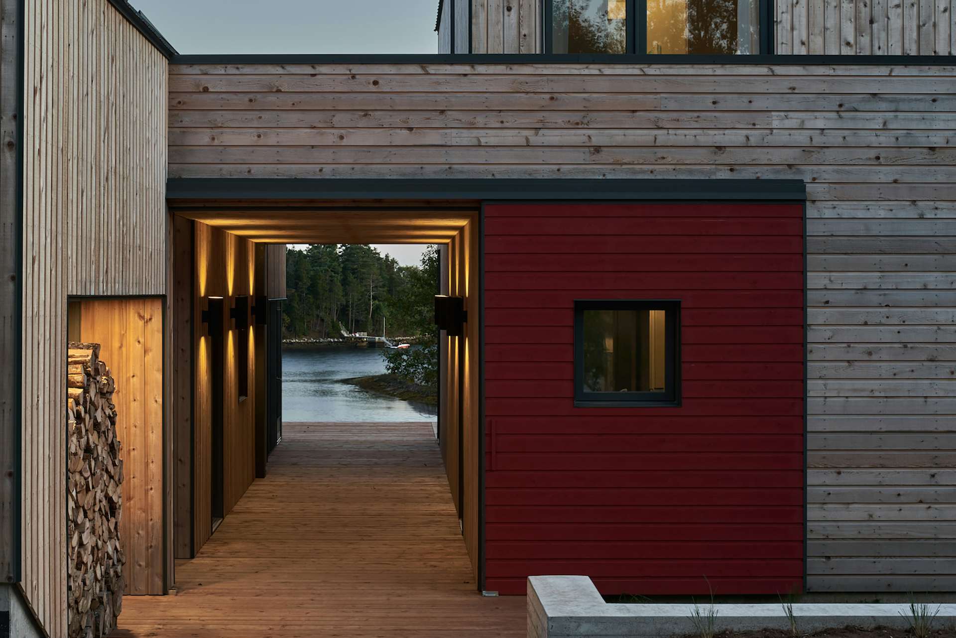 Photo 6 of 18 in Cedar Cladding Defines this Spectacular Holiday Home