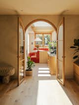 "There are a lot of arches, curved forms, and organic elements in M<span style="font-family: Theinhardt, -apple-system, BlinkMacSystemFont, "Segoe UI", Roboto, Oxygen-Sans, Ubuntu, Cantarell, "Helvetica Neue", sans-serif;">editerranean </span><span style="font-family: Theinhardt, -apple-system, BlinkMacSystemFont, "Segoe UI", Roboto, Oxygen-Sans, Ubuntu, Cantarell, "Helvetica Neue", sans-serif;">architecture,