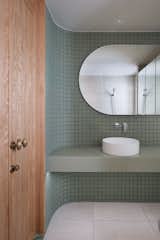 Bathroom in House at Moh Guan Terrace by Goy Architects