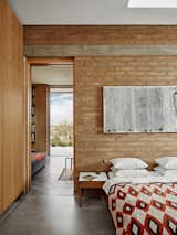 A West Texas Couple Get a Rammed-Earth Addition That Syncs With the Landscape - Photo 11 of 16 - 