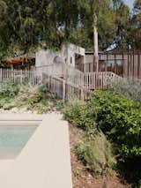 You'd Never Guess This Restored Mid-Century Cabin Was In The Middle Of Los Angeles - Image 11 of 12 - 