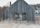 https://www.gessato.com/house-akerudden/akerudden-modern-lake-house-gessato-11/