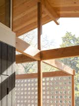 Meticulous efforts to keep columns light and steel connections concealed between posts and beams