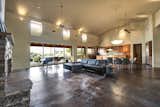 Spacious Great Room with Vauted Ceilings
