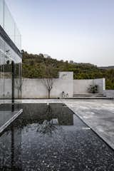 the waterscape (east courtyard)