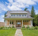 Exterior, Metal Roof Material, Wood Siding Material, House Building Type, Curved RoofLine, and Gable RoofLine  Photo 2 of 7 in Sunset Cliff by Birdseye