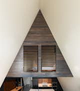 A Vermont A-Frame Cabin Zigzags to Gain Those Water Views - Photo 10 of 19 - 