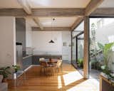 This Lush Buenos Aires Home Cleverly Blurs the Boundaries Between Inside and Out - Photo 2 of 19 - 
