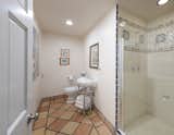 Guest Suite Bathroom