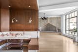 Breakfast banquette