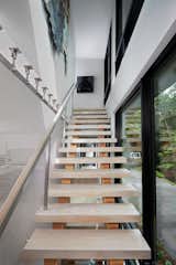 Stair with stainless screen